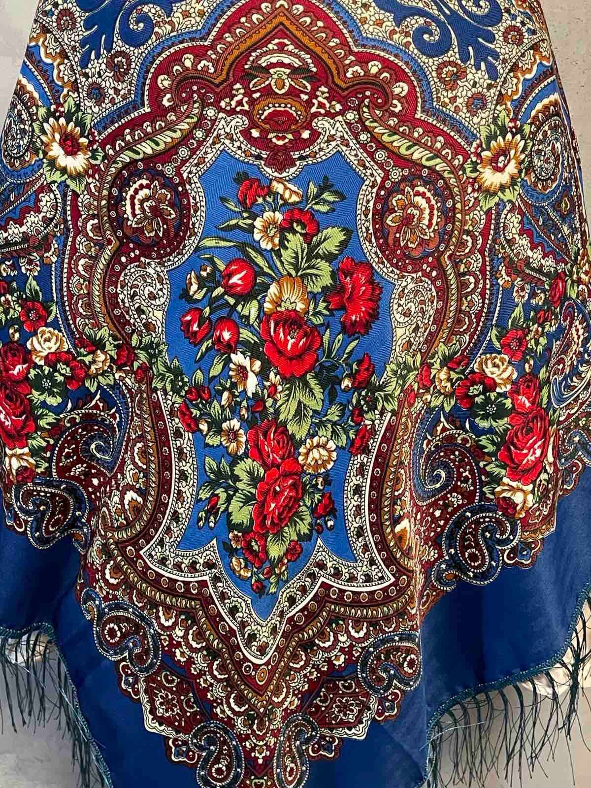 Gorgeous Extra-Large Ethnic Ukrainian Shawl with Flowers Timeless Elegance