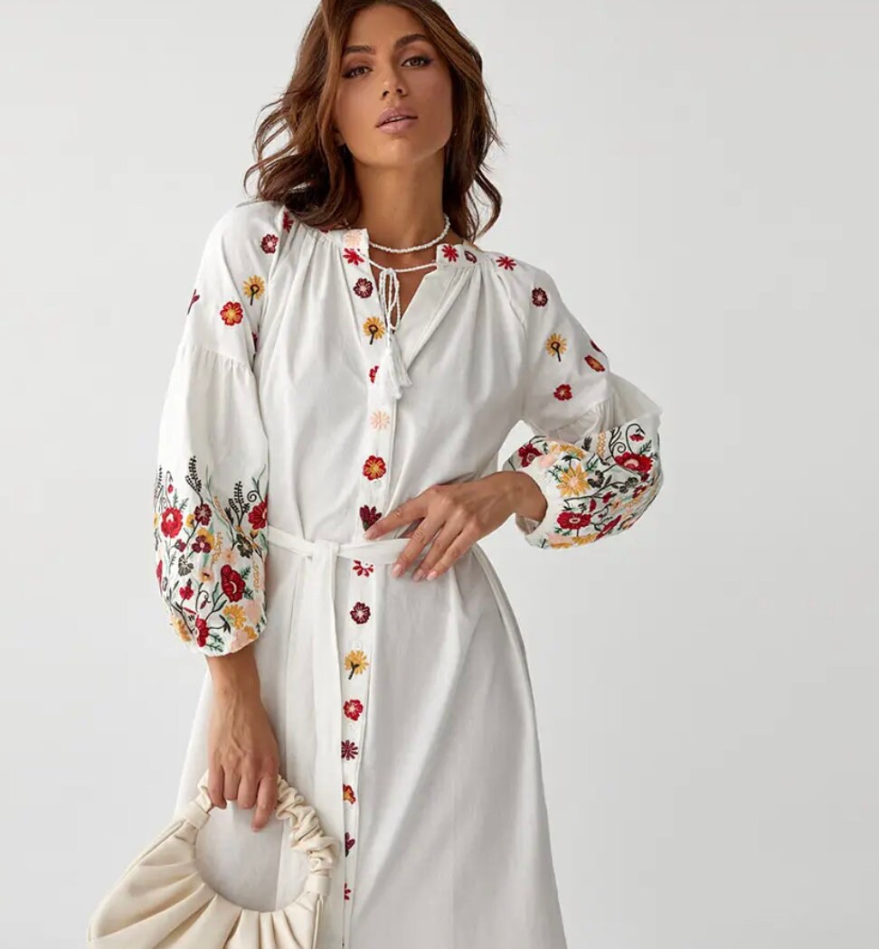 White Summer Dress with Folk Nouveau Embroidery Resort-Ready Effortless Elegance
