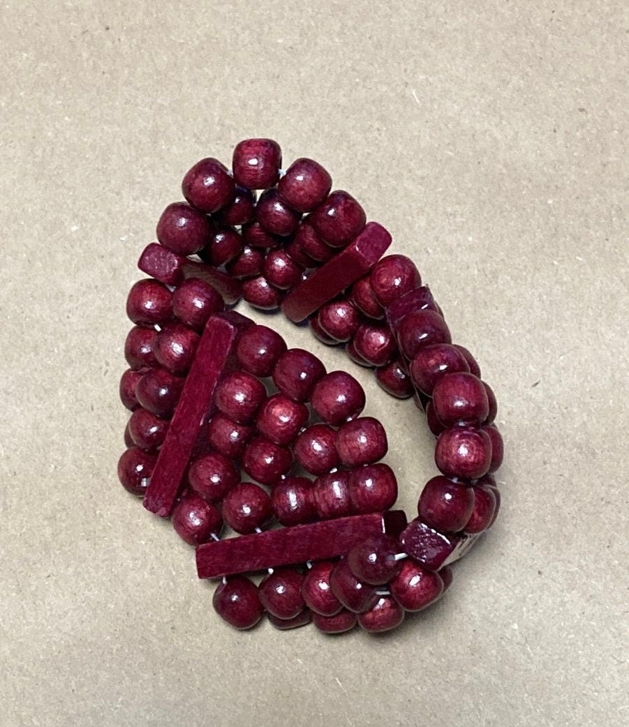 Traditional Ukrainian Wooden Bracelet – Timeless Elegance in Vibrant Red