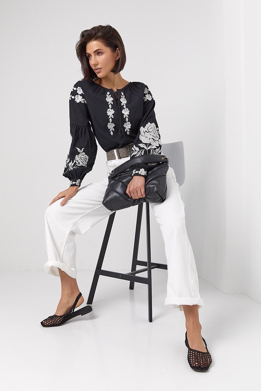 S-XL Elegant Black Boho Blouse for Women with Floral Embroidery