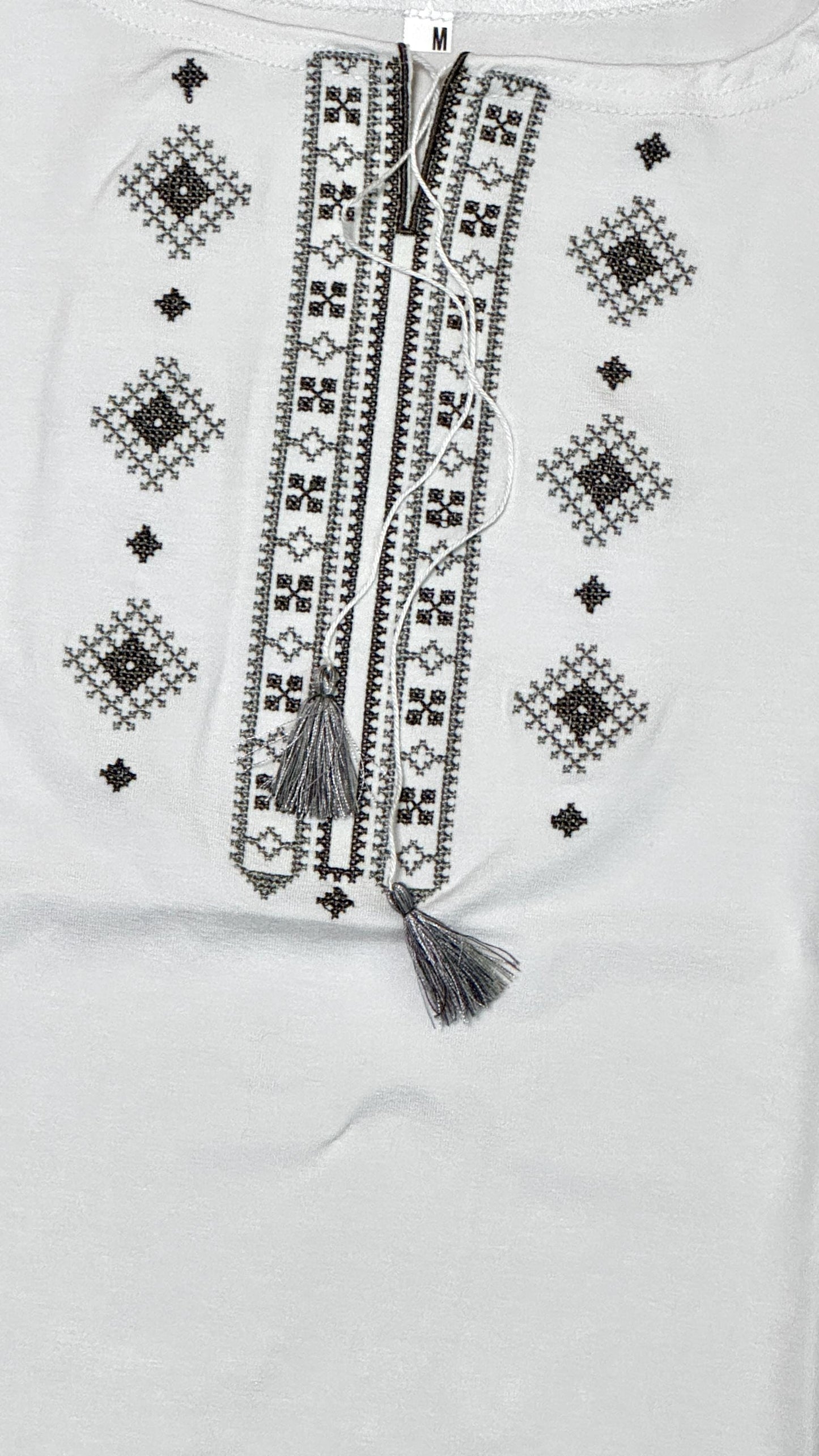 S-3XL Vyshyvanka T-Shirt with Grey Geometric Embroidery – A Modern Celebration of Ukrainian Heritage