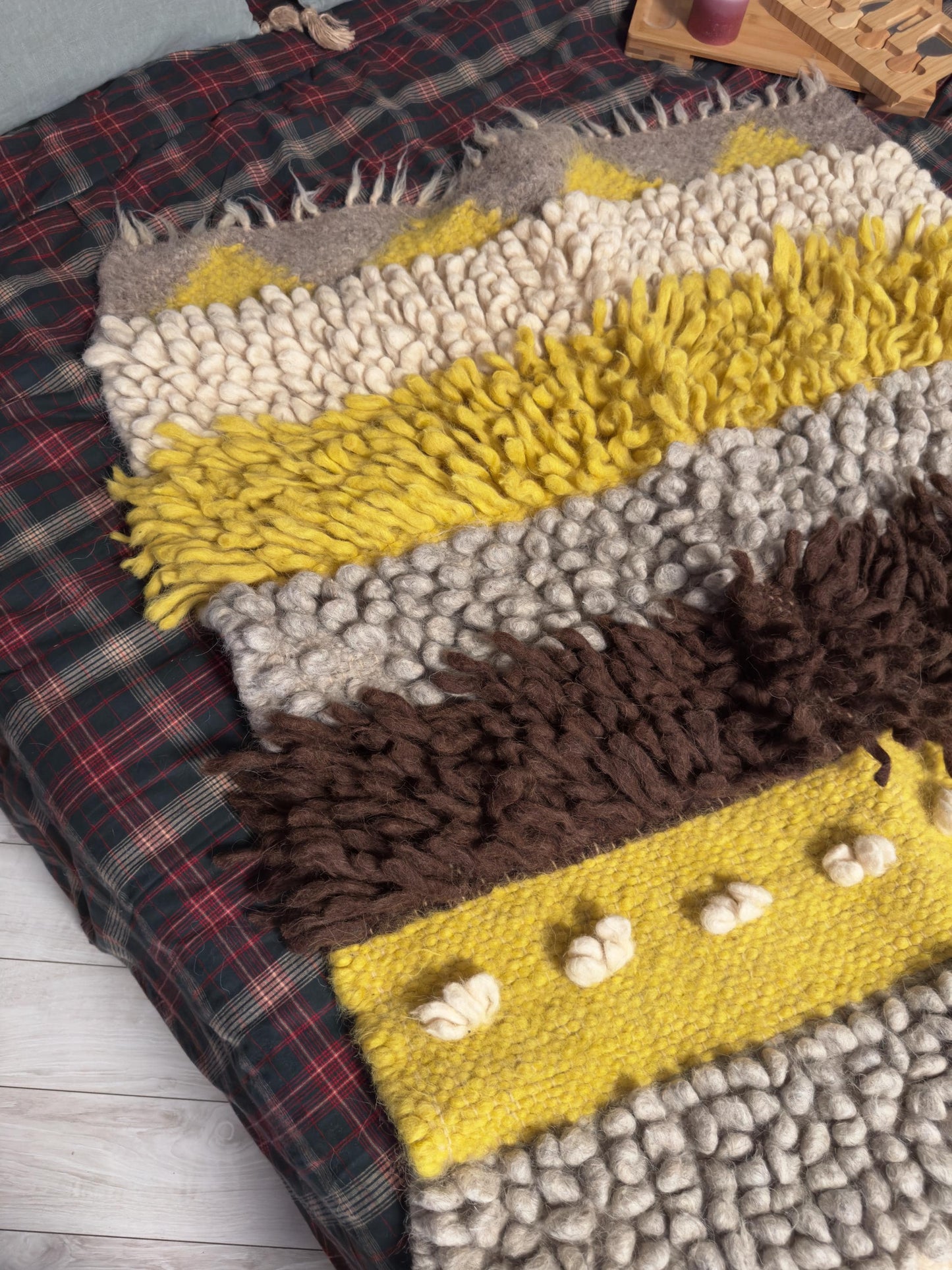 Handwoven Wool Bed Cover Blanket – Scandi-Inspired Elegance and Cozy Comfort