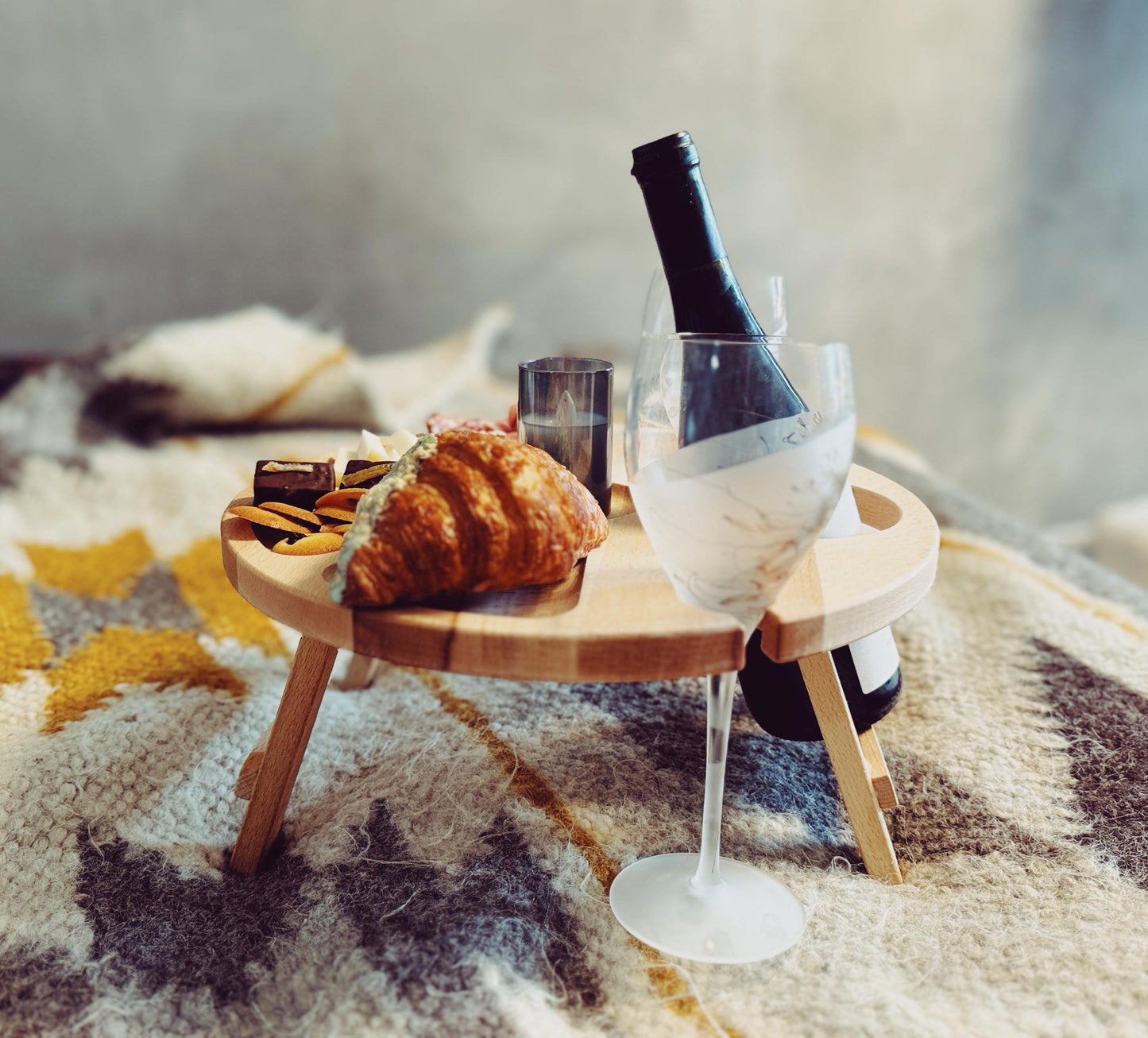 Wine Lover Gift Wooden Folding Wine Picnic Table Wine Caddy
