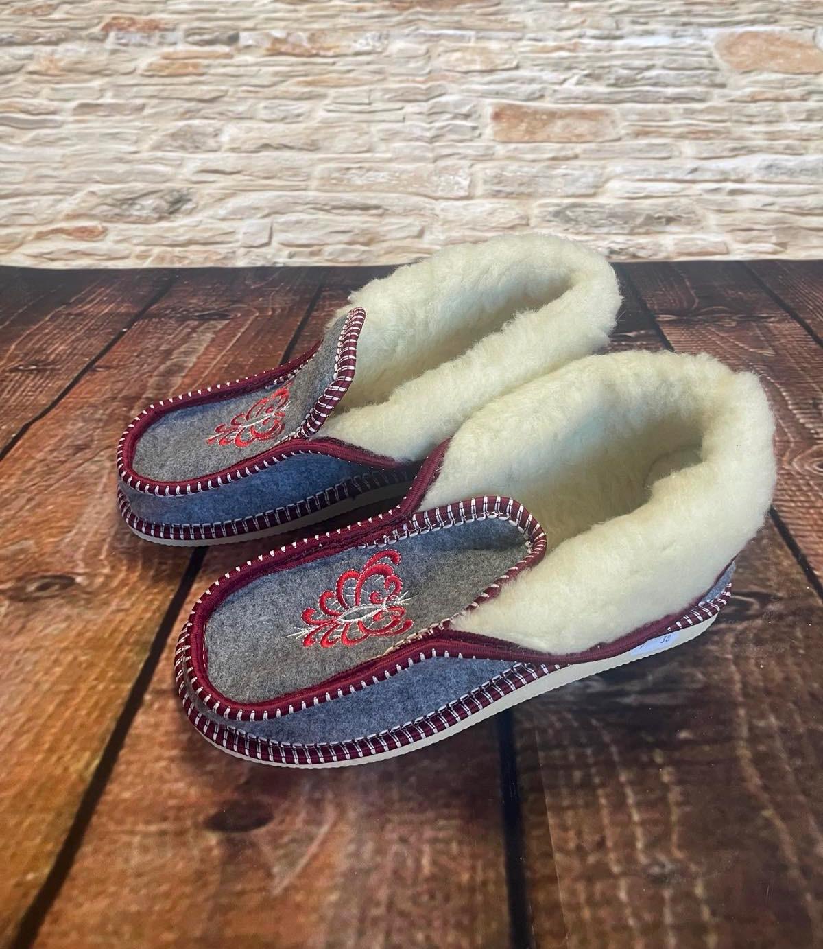 Traditional Ukrainian Wool Slippers Zakopanki Ukrainian Gift - many colours