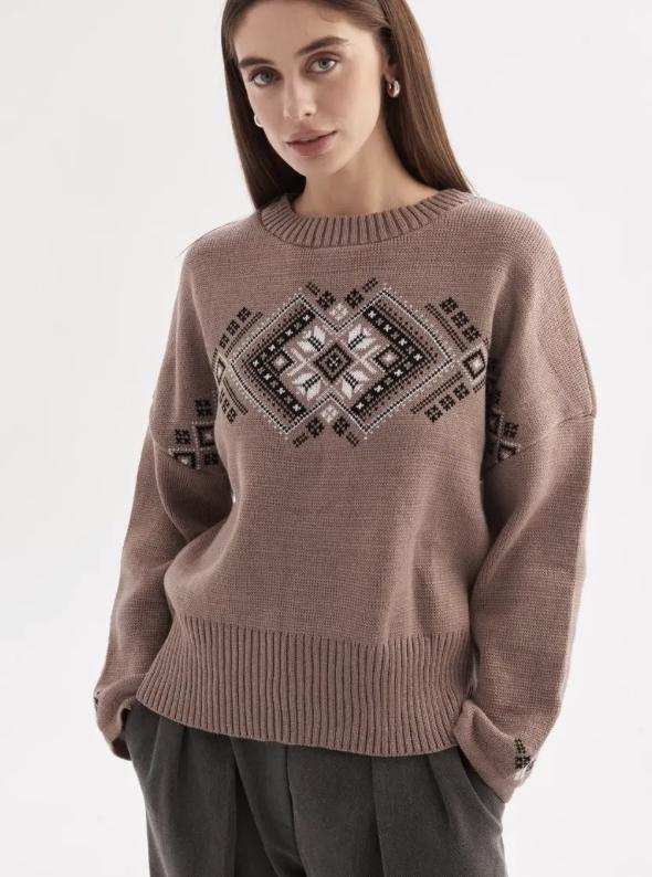 Geometric Oversized Sweater – Modern High-Quality Knit Inspired by Ukrainian Embroidery
