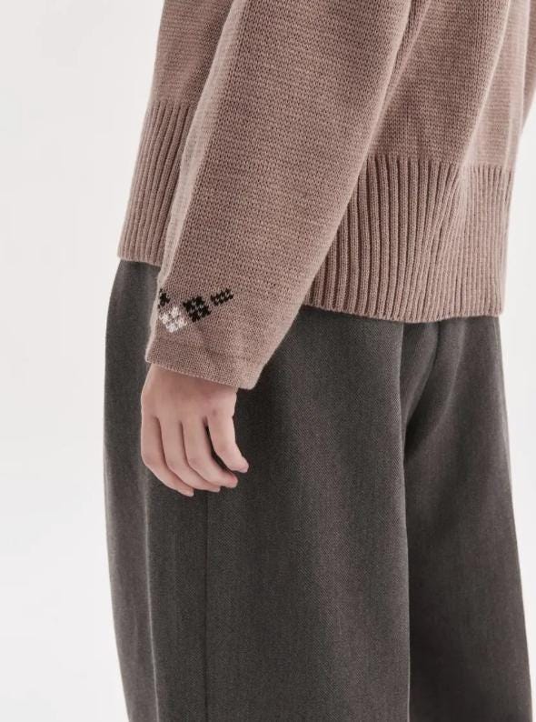Geometric Oversized Sweater – Modern High-Quality Knit Inspired by Ukrainian Embroidery