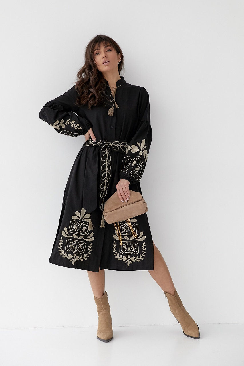 Exquisite Black Summer Oversize Resort Vyshyvanka Dress