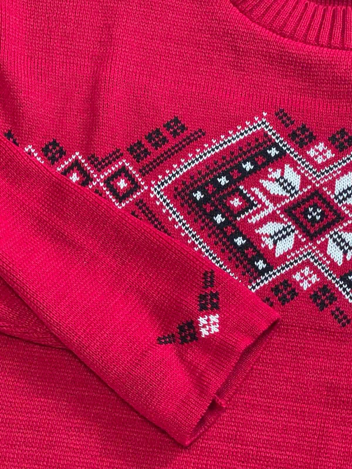 Geometric Oversize Red Sweater – Bold and Cozy Design