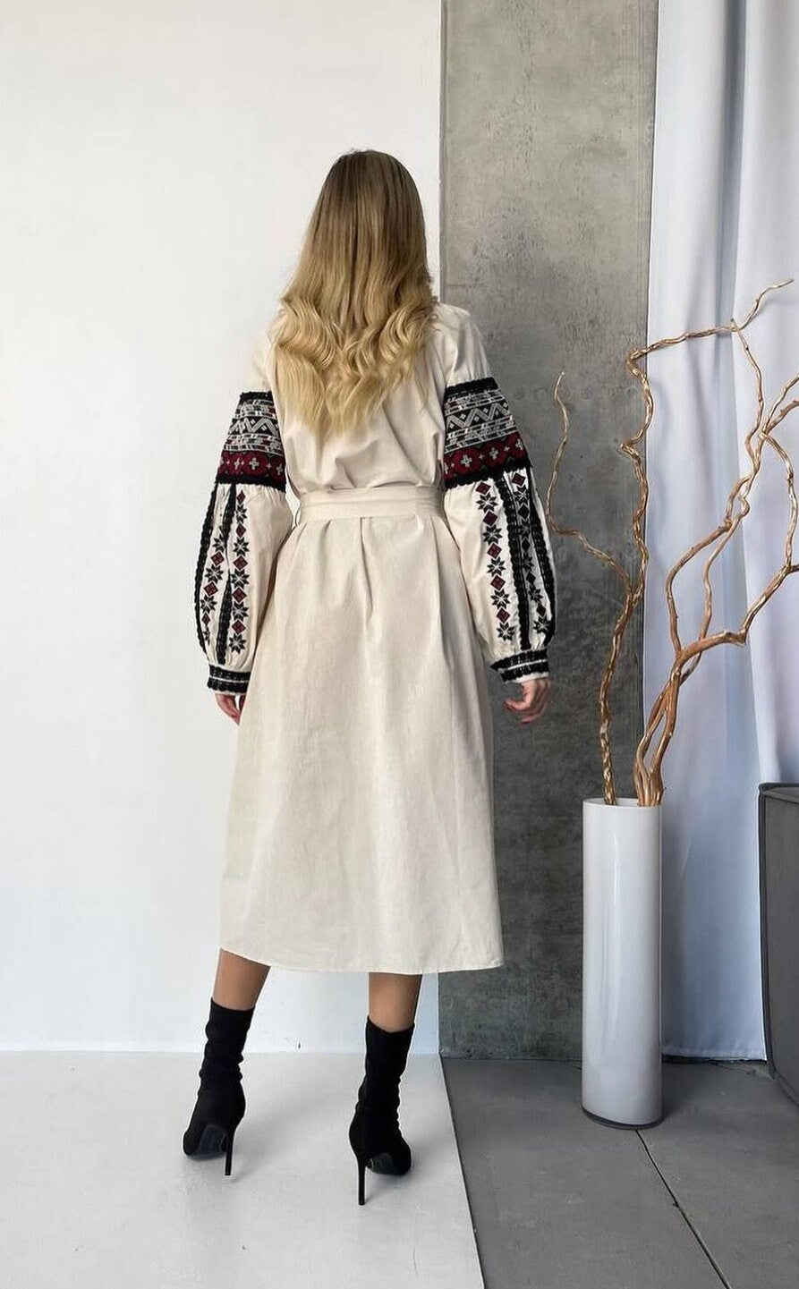 Polished Summer Boho Dress – Vacation-Ready Vyshyvanka Elegance