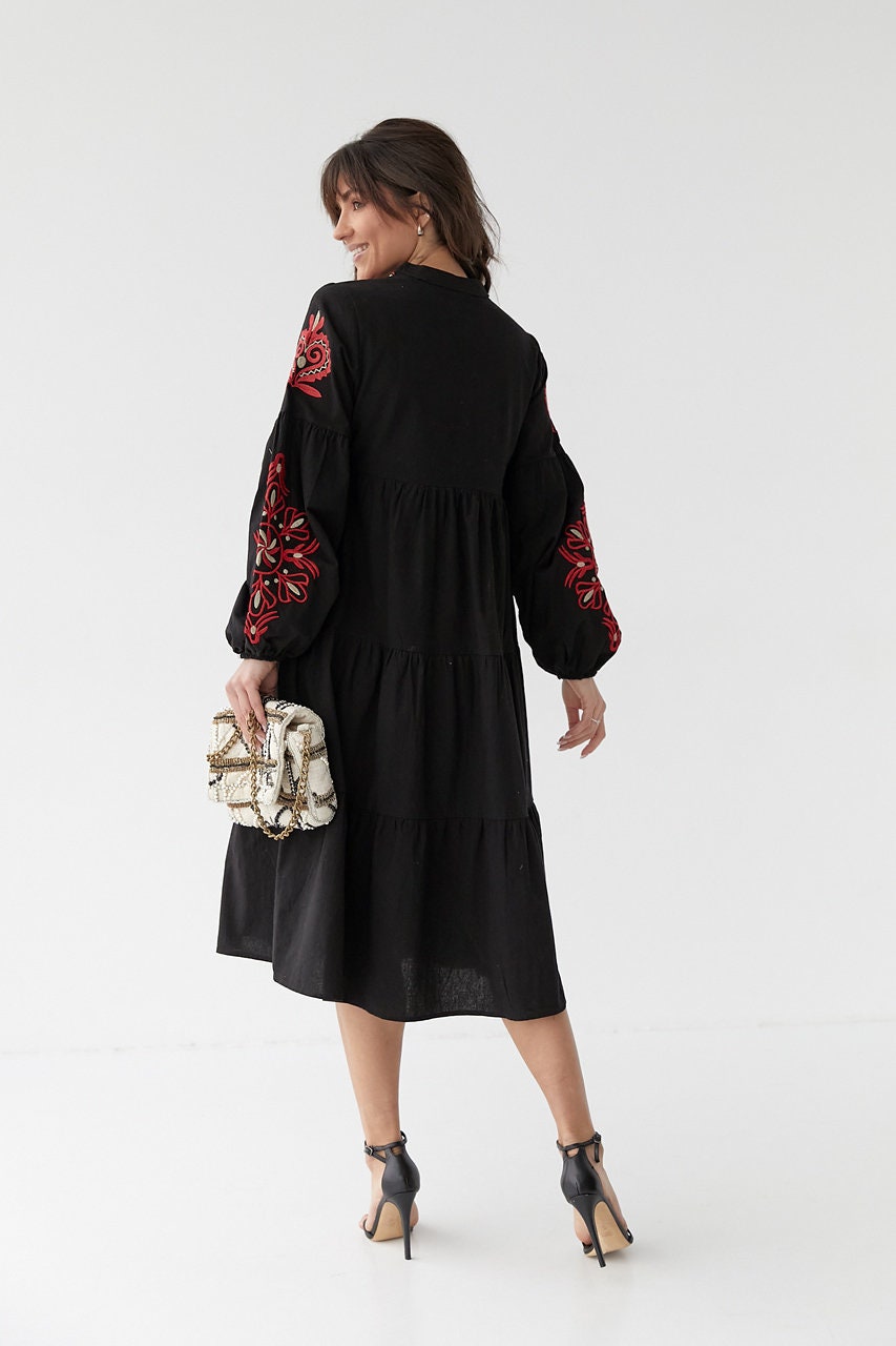 can I wear a vyshyvanka dress to a wedding?
