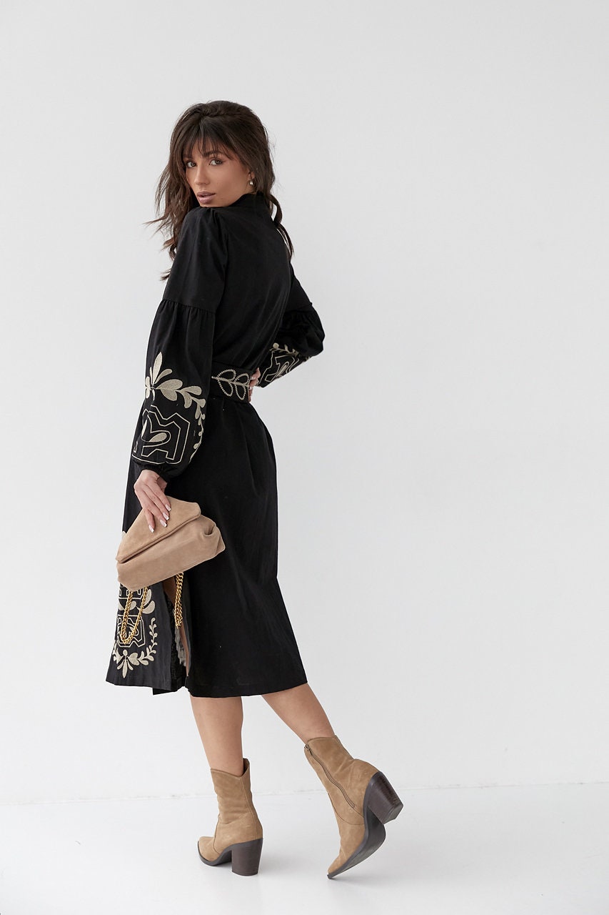 Exquisite Black Summer Oversize Resort Vyshyvanka Dress