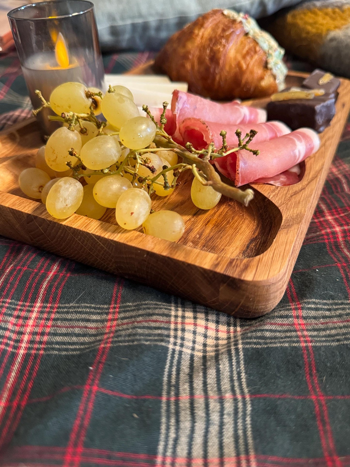 Rectangular Charcuterie Dish & Tapas Tray – Solid Oak Wood Wooden Snack Serving Tray