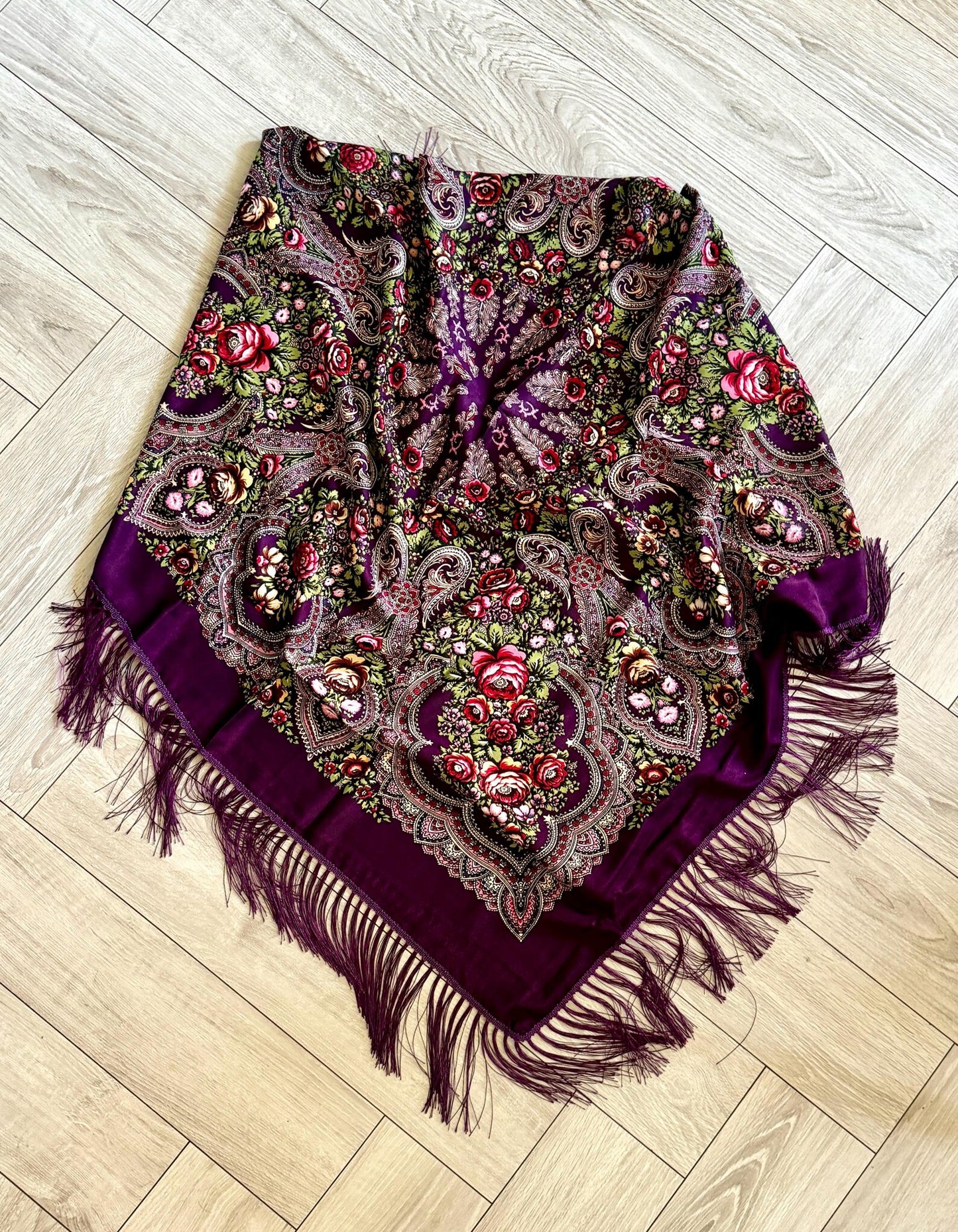Awesome Ukrainian Wool Scarf Shawl with Tassles and Floral Motif