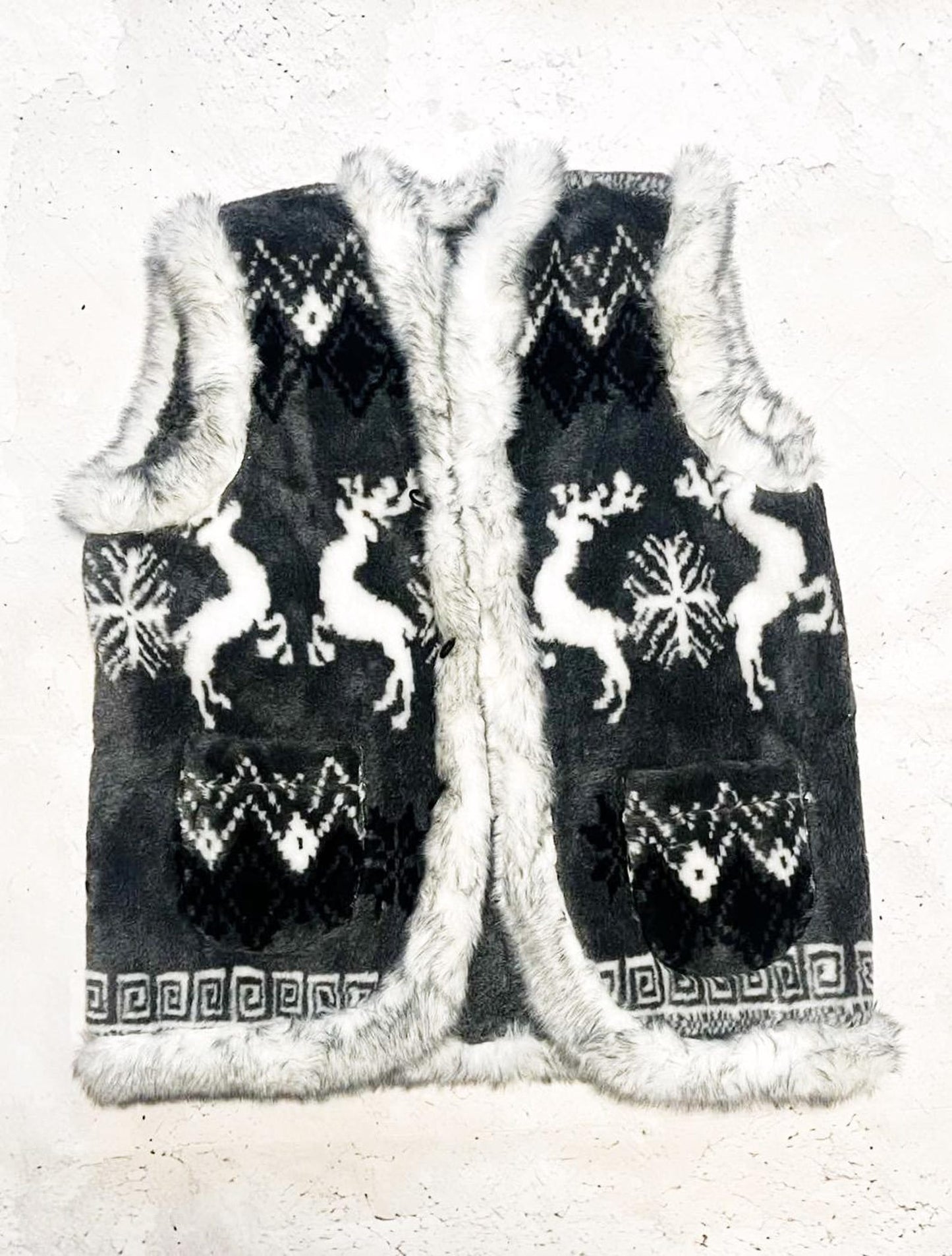 Traditional Mountain Unisex Sheep Wool Vest Made in Ukraine