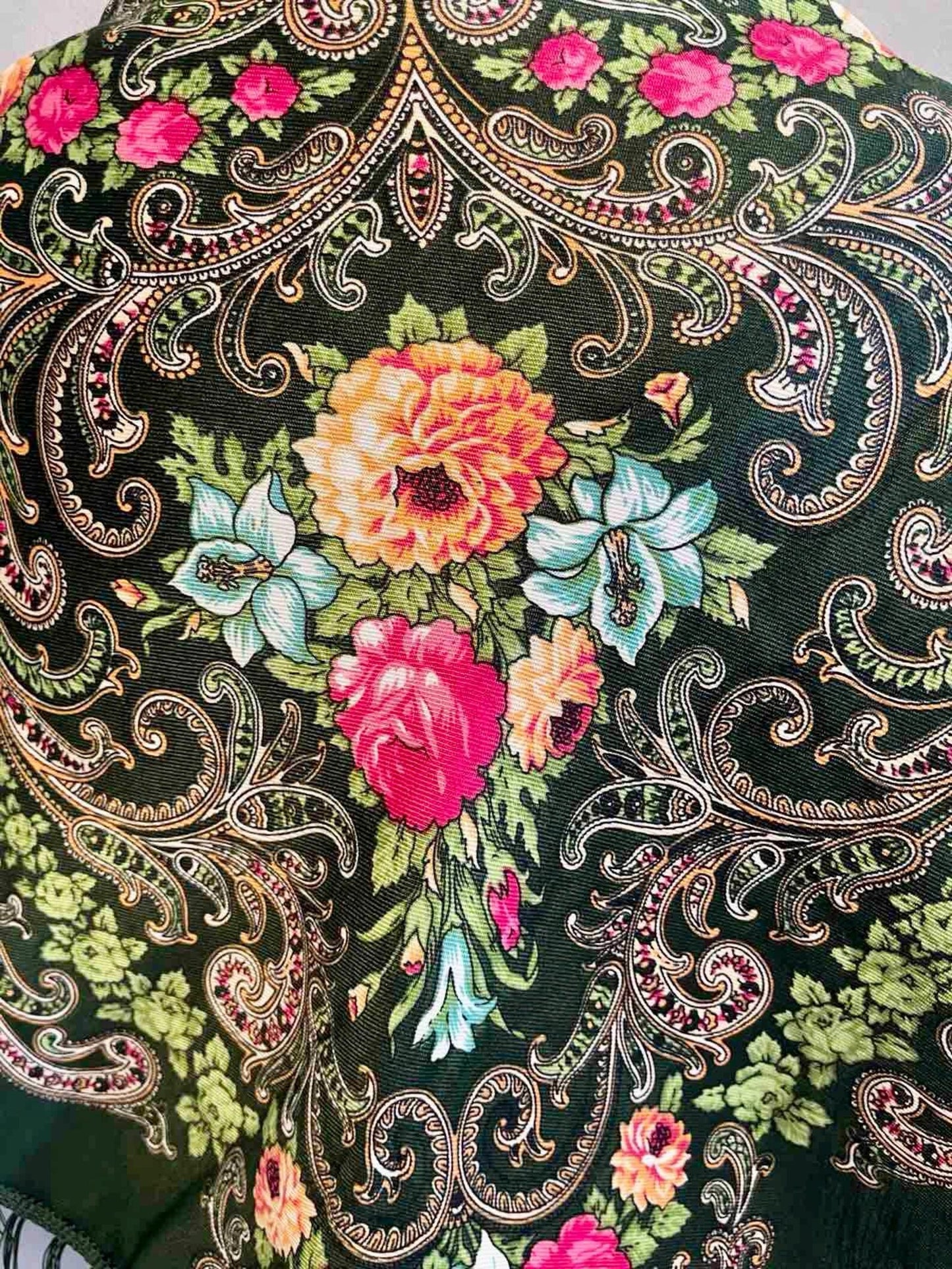 Small Green Ethnic Ukrainian Floral Shawl with Tassles