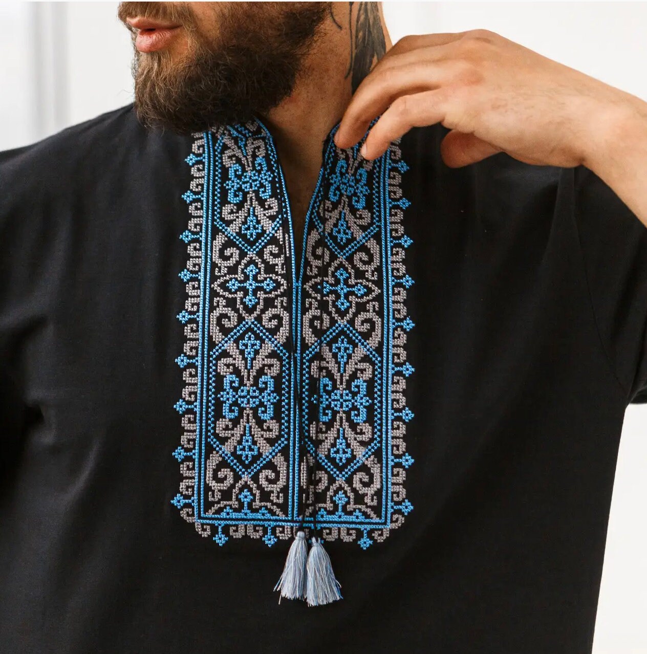 S-3XL Ukrainian T-Shirt Vyshyvanka Silver Embroidery