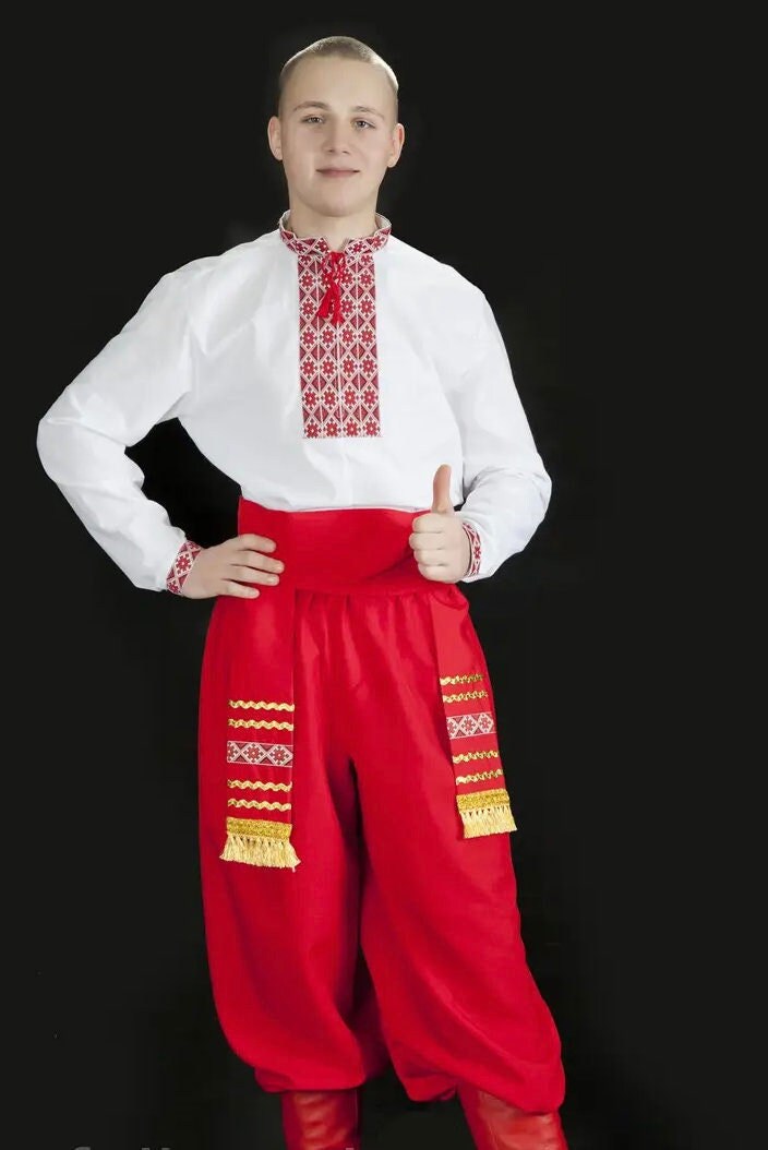 Red Adult Folk Ukrainian Cossac Costume for Men with Sharovary Shirt and Belt