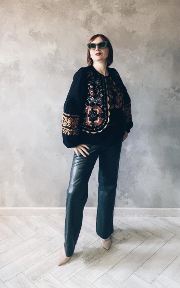 Chique Embroidered Sleeveless Jacket for Women Embellished Sequins Vest Coat