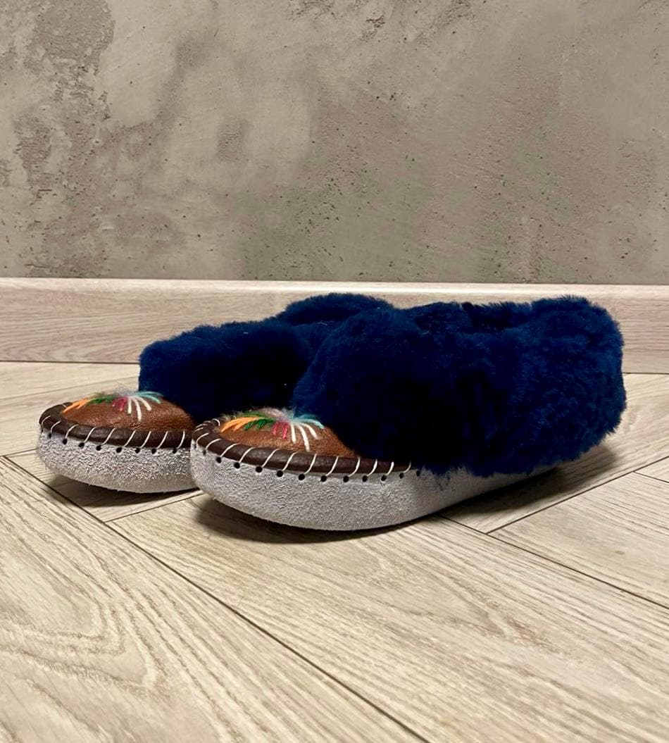 Traditional Ukrainian Wool Slippers Zakopanki Sheepskin Moccasins with Hand Embroidery - many colours