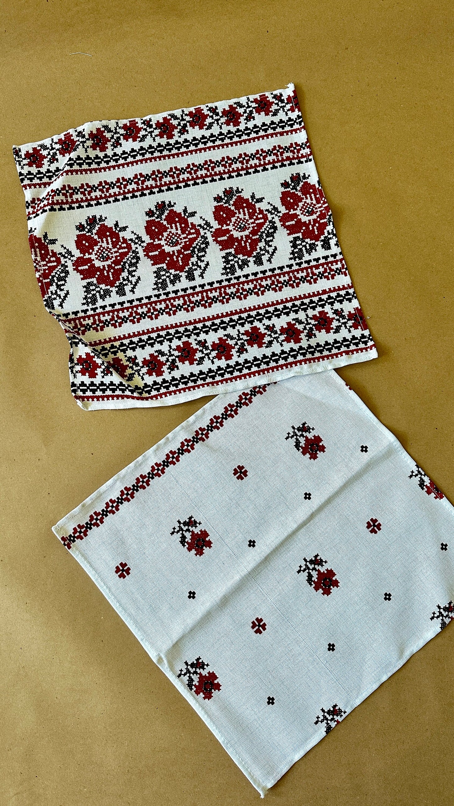 Modern Ukrainian Table Napkins and Tea Towels with Floral Ukrainian Motifs