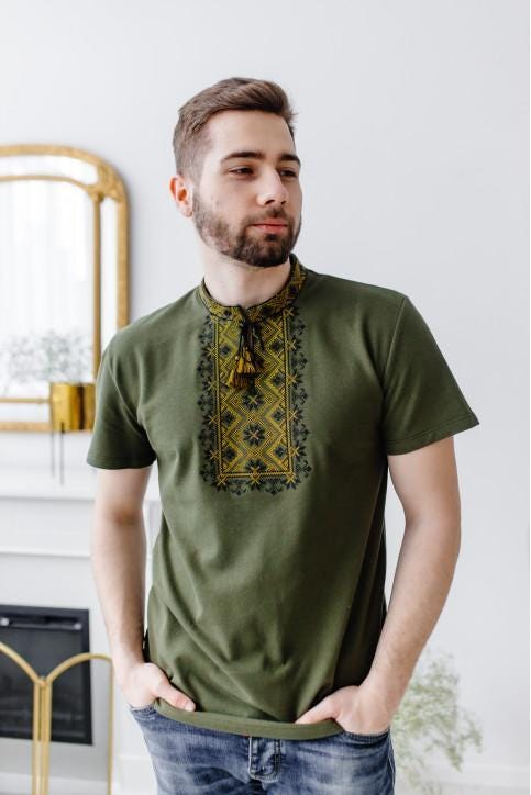 Traditional Embroidered Ukrainian T-Shirt for Men Green Vyshyvanka