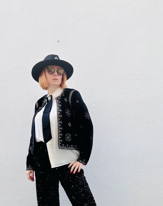 Chique Crop Top Black Velvet Open Blazer for Women
