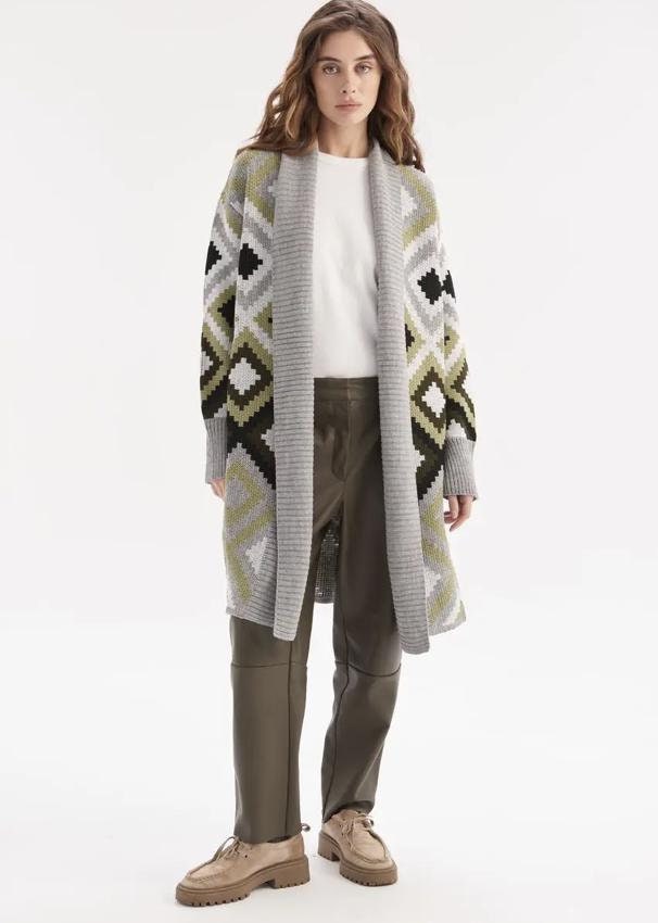 Warm Knitted Cardigan – Elegant Blend of Olive, Grey, and Black