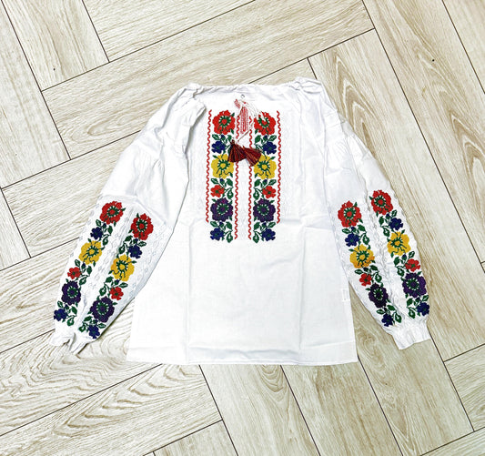 Modern Floral Ukrainian Vyshyvanka Blouse for Girls with Bold Floral Pattern