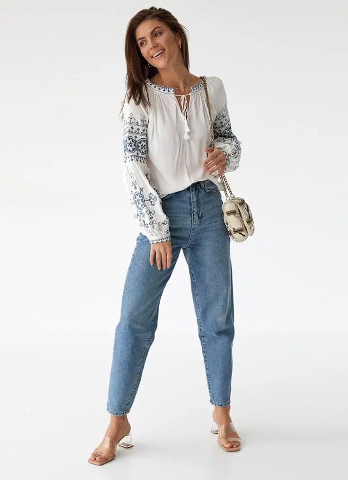Bohemian Style Embroidered Blouse, A Touch of Bohemian Elegance